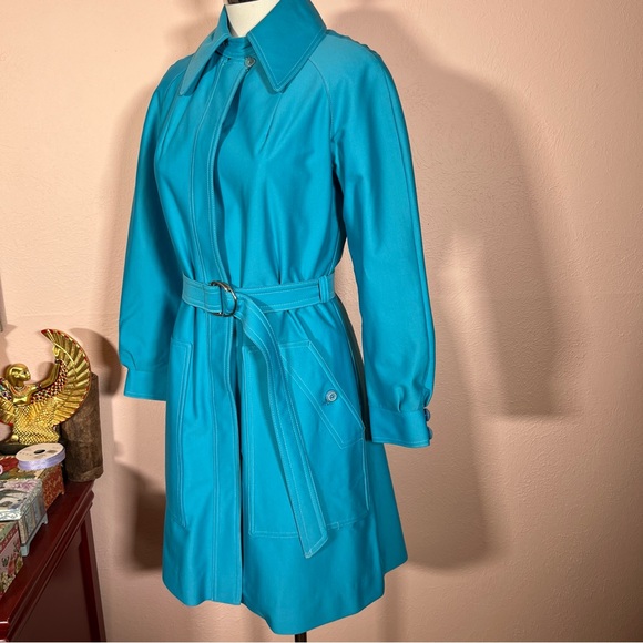 Vintage 1970’s Sears Mod Blue Feminine Belted Waist Trench Coat med. - Picture 14 of 15